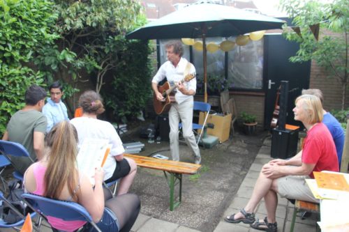 Luisterconcert troubadour achtertuin